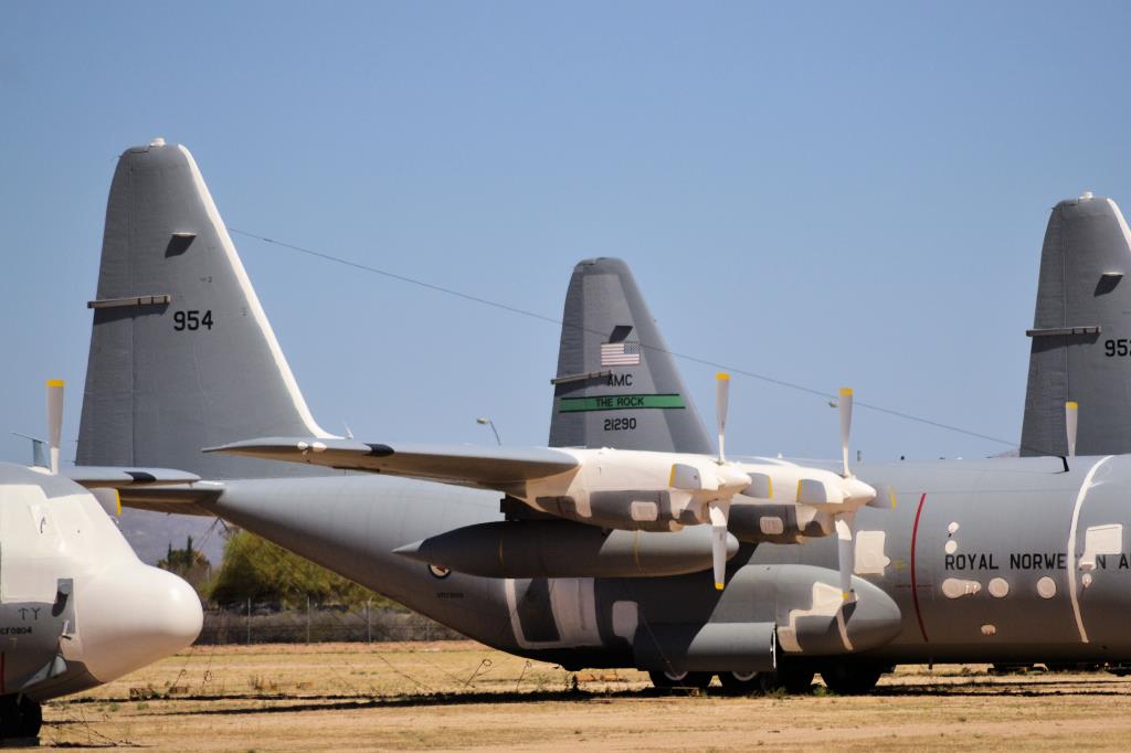 Photo of aircraft 954 operated by Royal Norwegian Air Force