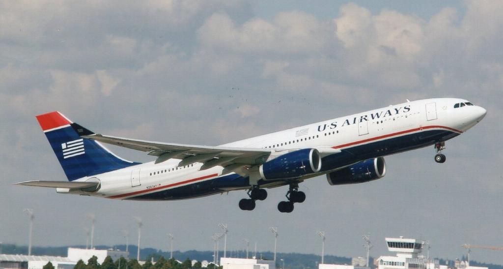Photo of aircraft N283AY operated by US Airways