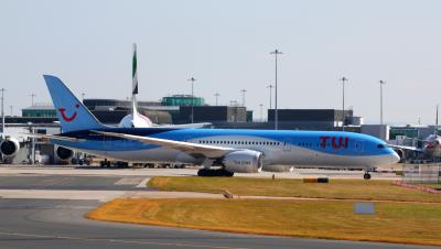 Image of aircraft registration G-TUIK - A 787-9 Dreamliner operated by TUI Airways