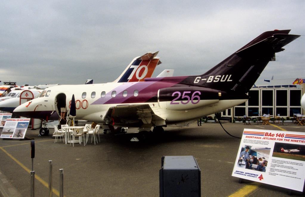 Photo of aircraft G-BSUL operated by British Aerospace