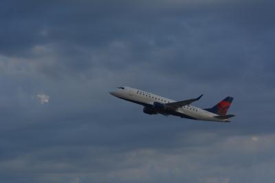 Photo of aircraft N604CZ operated by Delta Connection