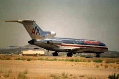 Photo of aircraft N1982 operated by American Airlines