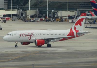 Photo of aircraft C-GBHO operated by Air Canada Rouge