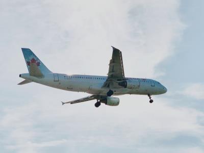 Image of aircraft registration C-GJVT - A A320-214 operated by Air Canada