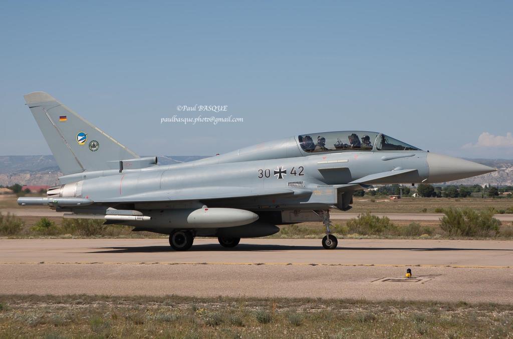 Photo of aircraft 30+42 operated by German Air Force (Luftwaffe)