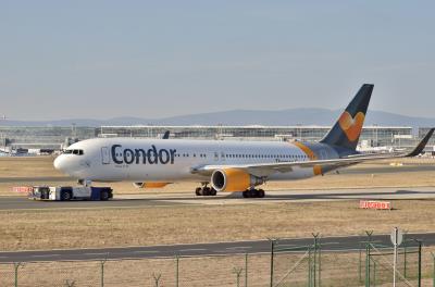 Image of aircraft registration D-ABUP - A 767-3Q8(ER)(WL) operated by Condor