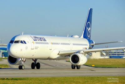 Image of aircraft registration D-AIDM - A A321-231 operated by Lufthansa