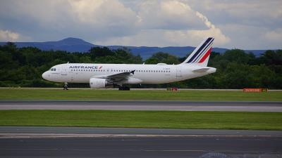 Photo of aircraft F-GKXY operated by Air France