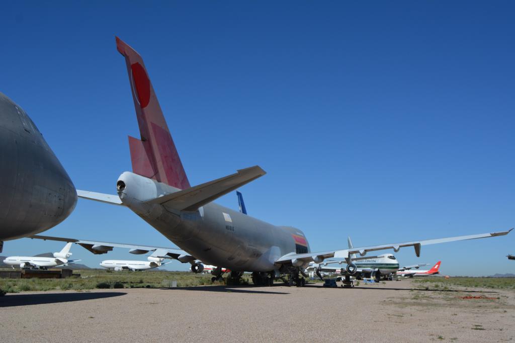 Photo of aircraft N618US operated by Logistic Air