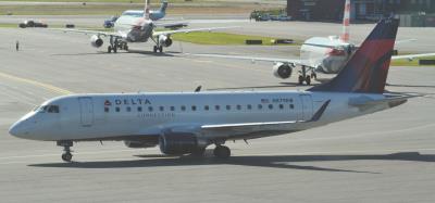 Photo of aircraft N879RW operated by Delta Connection