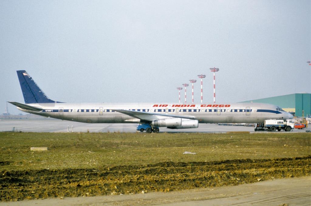 Photo of aircraft N796FT operated by Air India