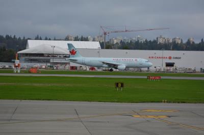 Image of aircraft registration C-FKCR - A A320-211 operated by Air Canada