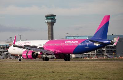Photo of aircraft G-WUKU operated by Wizz Air UK