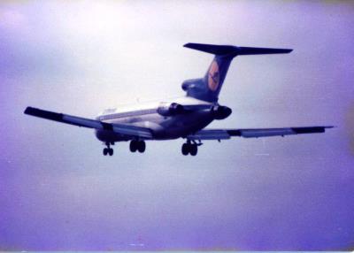 Image of aircraft registration D-ABKH - A 727-230 operated by Lufthansa