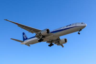 Image of aircraft registration JA778A - A 777-381(ER) operated by All Nippon Airways