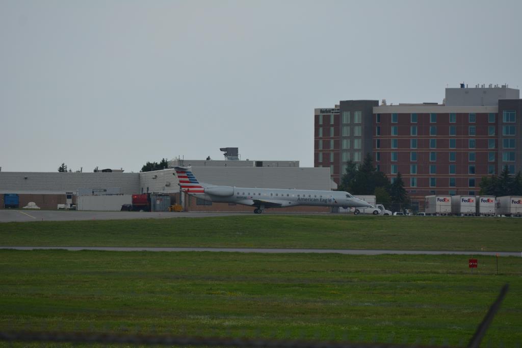 Photo of aircraft N690AE operated by Piedmont Airlines