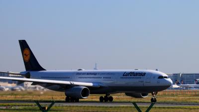 Photo of aircraft D-AIKP operated by Lufthansa