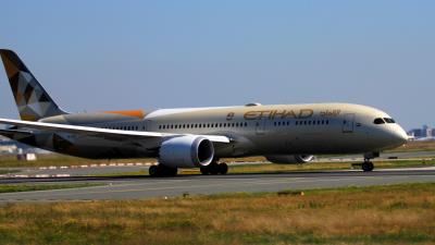 Image of aircraft registration A6-BLO - A 787-9 Dreamliner operated by Etihad Airways