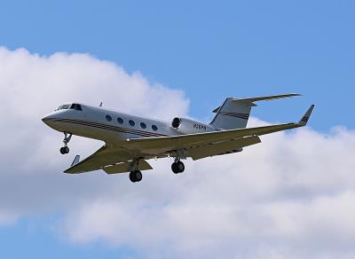 Photo of aircraft N36PN operated by B & G Leasing LLC