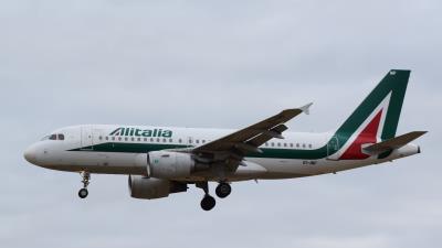 Photo of aircraft EI-IMP operated by Alitalia