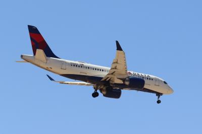 Photo of aircraft N108DQ operated by Delta Air Lines