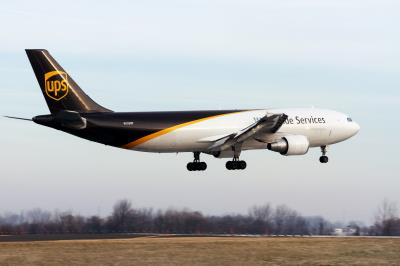 Photo of aircraft N120UP operated by United Parcel Service (UPS)