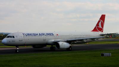 Photo of aircraft TC-JRR operated by Turkish Airlines
