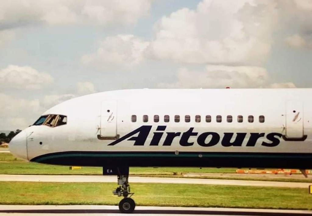 Photo of aircraft G-MCEA operated by Airtours International Airways