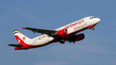 Photo of aircraft D-ABDU operated by Air Berlin