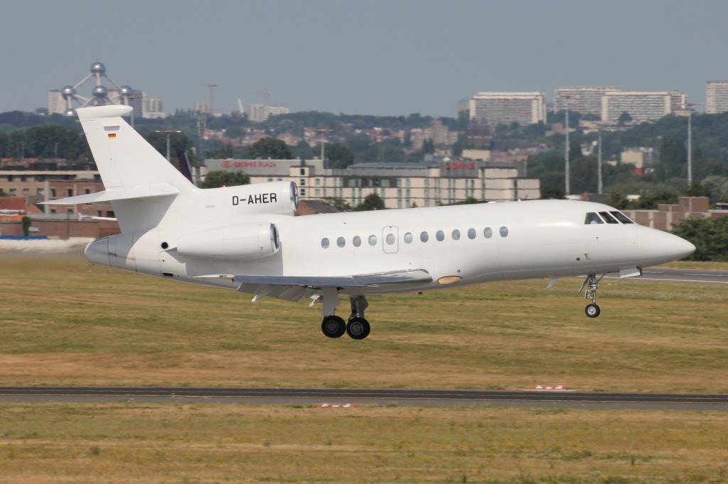 Photo of aircraft D-AHER operated by Heron Aviation