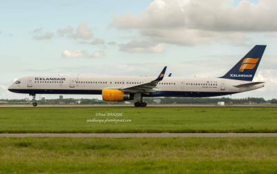 Photo of aircraft TF-FIX operated by Icelandair