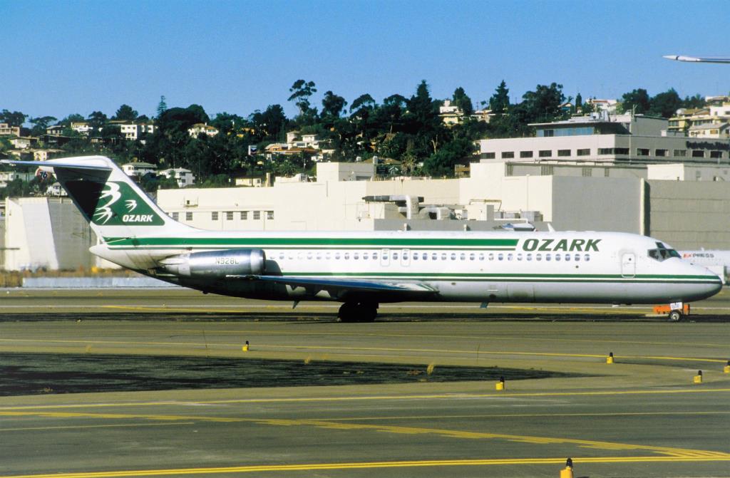 Photo of aircraft N928L operated by Ozark Air Lines