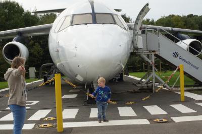 Image of aircraft registration G-IRJX - A RJX100 operated by British Aerospace