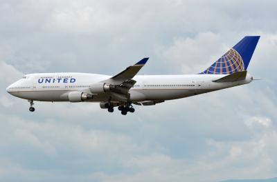 Photo of aircraft N118UA operated by United Airlines