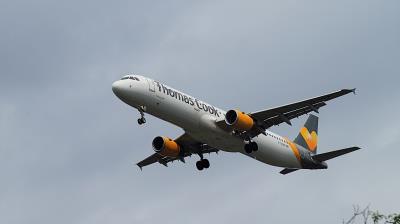 Image of aircraft registration G-TCDW - A A321-211 operated by Thomas Cook Airlines
