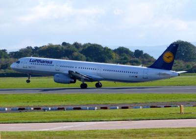 Photo of aircraft D-AISC operated by Lufthansa
