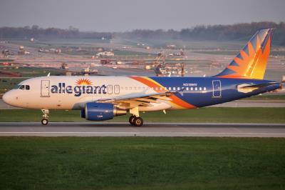 Photo of aircraft N319NV operated by Allegiant Air