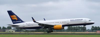 Photo of aircraft TF-ISR operated by Icelandair