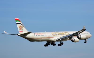 Photo of aircraft A6-EHL operated by Etihad Airways