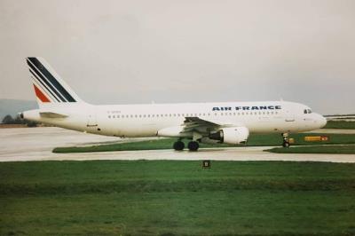 Photo of aircraft F-GFKG operated by Air France