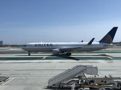 Image of aircraft registration N675UA - A 767-322(ER)(WL) operated by United Airlines