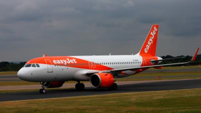 Photo of aircraft G-UZHG operated by easyJet