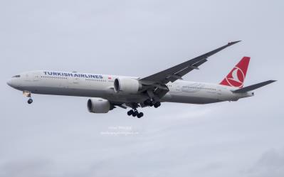 Photo of aircraft TC-JJE operated by Turkish Airlines