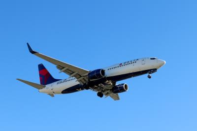 Image of aircraft registration N383DN - A 737-832(WL) operated by Delta Air Lines