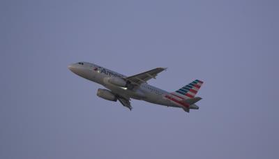 Photo of aircraft N828AW operated by American Airlines