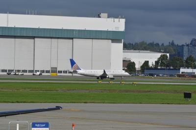 Image of aircraft registration N167SY - A ERJ-175LR (ERJ-170-200 LR) operated by United Express