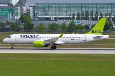 Photo of aircraft YL-CSM operated by Air Baltic