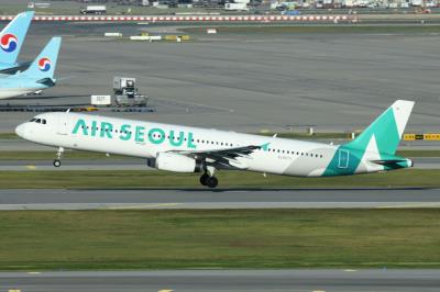 Photo of aircraft HL8073 operated by Air Seoul