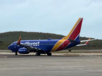 Photo of aircraft N239WN operated by Southwest Airlines