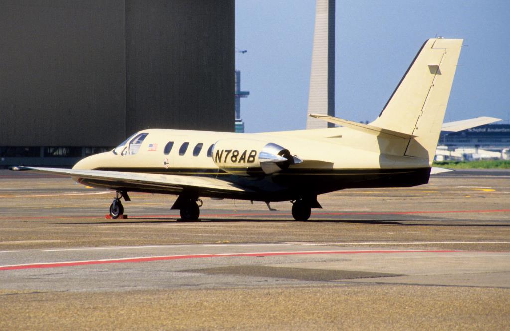 Photo of aircraft N78AB operated by Mantoor Inc